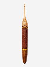 04.00mm Cherry + Yellowheart/Magenta Spectraply + Lacewood + Walnut Crochet Hook (Item #50)