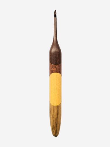 04.50mm Dark Roasted Maple + Lacewood + Yellowheart + Limba Crochet Hook (Item #103)