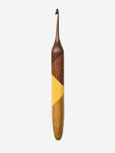 04.50mm Dark Roasted Maple + Lacewood + Yellowheart + Limba Crochet Hook (Item #103)