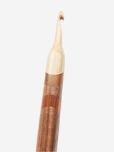 08.00mm Maple + Light Roasted Maple + Walnut Crochet Hook (Item #106)