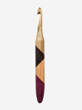 09.00mm Ambrosia Maple + Wenge + White Oak + Purpleheart Crochet Hook (Item #112)