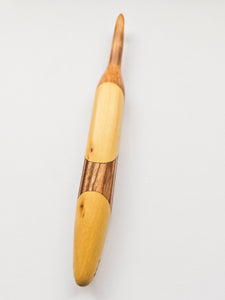 08.00mm Light Roasted Maple + Yellowheart + Zebrawood Crochet Hook (Item #114)