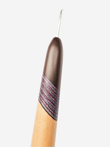 02.50mm Dark Roasted Maple + Purple/Grey Spectraply + Maple Metal Crochet Hook (Item #124)