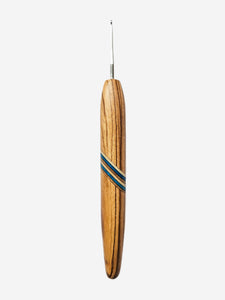 02.00mm Zebrawood + Blue Spectraply Crochet Hook (Item #127)