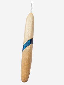 03.00mm Maple + Blue Spectraply Crochet Hook (Item #128)