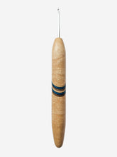 02.00mm Maple + Blue Spectraply Metal Crochet Hook (Item #134)