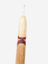 02.50mm Maple + Padauk + Canary + Purpleheart + Oak Metal Crochet Hook (Item #148)