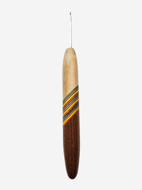 02.50mm Maple + Yellow/Green/Pink Spectraply + Dark Roasted Maple Metal Crochet Hook (Item #174)