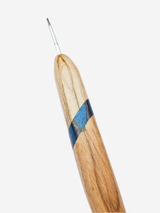 03.00mm Ambrosia Maple + Blue/Grey Spectraply + Elm Metal Crochet Hook (Item #93)