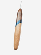 03.00mm Walnut + Blue/Grey Spectraply + Beech Metal Crochet Hook (Item #98)