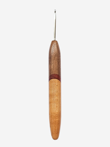 03.50mm Walnut + Padauk + Cherry Metal Crochet Hook (Item #110)