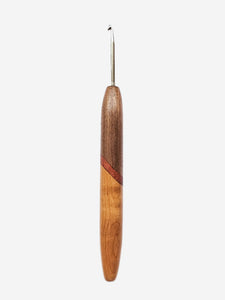 03.50mm Walnut + Padauk + Cherry Metal Crochet Hook (Item #110)