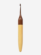 04.00mm Dark Roasted Maple + Yellowheart Crochet Hook (Item #255)