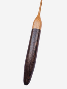 04.00mm Light Roasted Maple + Wenge Crochet Hook (Item #59)