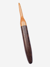 08.00mm Light Roasted Maple + Wenge Crochet Hook (Item #62)