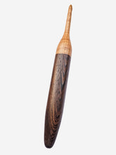 06.00mm Light Roasted Maple + Wenge Crochet Hook (Item #63)