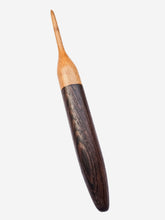 05.00mm Light Roasted Maple + Wenge Crochet Hook (Item #64)