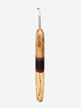 04.50mm Light Roasted Maple + Purpleheart / Wenge Diagonal Stripes + Spalted Maple Metal Crochet Hook (Item #148)