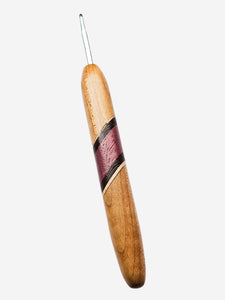 04.50mm Light Roasted Maple + Spalted Maple / Wenge /Purpleheart Diagonal Stripes Metal Crochet Hook (Item #151)