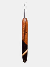 04.00mm Tigerwood + White Oak + Dark Roasted Maple + Maple + Zebrawood Art Deco Metal Crochet Hook (Item #119)