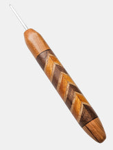 03.00mm Light Roasted Maple + Walnut / Osage Orange / White Oak Chevron + Cherry Metal Crochet Hook (Item #183)