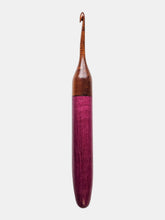 04.50mm Light Roasted Maple + Purpleheart Crochet Hook (Item #216)