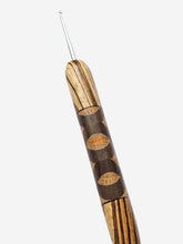 02.00mm Zebrawood + Ash / Walnut / Yellowheart Zigzag Metal Crochet Hook (Item #141)