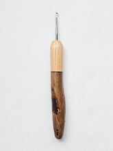 02.50mm Ash + Driftwood Metal Crochet Hook (Item #180)