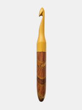 10.50mm Welsummer Chevron Crochet Hook (Item #235)