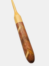 06.00mm Welsummer Chevron Crochet Hook (Item #235)