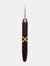 03.00mm Wenge + Yellowheart XO Metal Crochet Hook (Item #127)