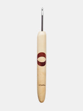 04.00mm Holly + Cedar XO Metal Crochet Hook (Item #187)