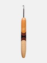 04.00mm Maple + Lacewood + Dark Roasted Maple Art Deco Metal Crochet Hook (Item #110)