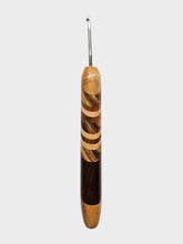 03.00mm Birdseye Maple + Zebrawood / Tigerwood / Dark Roasted Maple Diagonal Stripes Metal Crochet Hook (Item #69)