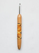 04.00mm Cherry + Osage Orange / Walnut / Yellowheart Zigzag Metal Crochet Hook (Item #199)