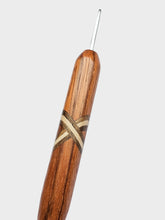 03.00mm Red Zebrawood + Shedua / Maple XO Metal Crochet Hook (Item #91)