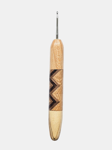 02.50mm Spalted Maple + Wenge / Walnut / Ash Zigzag Metal Crochet Hook (Item #195)