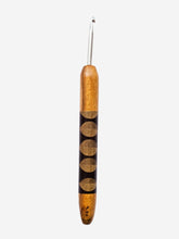 04.50mm Osage Orange + Dark Roasted Maple / Wenge / Butternut Retro CLOVER Metal Crochet Hook - SECONDS SALE (Item #175)