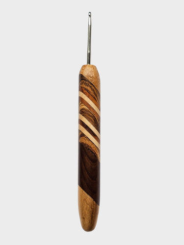 03.00mm Birdseye Maple + Zebrawood / Tigerwood / Dark Roasted Maple Diagonal Stripes Metal Crochet Hook (Item #69)