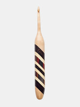 05.50mm Maple + Wenge + Holly + Pink/Blue Spectraply Diagonal Stripes Crochet Hook (Item #238)