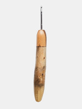 03.00mm Zebrawood + Driftwood Metal Crochet Hook (Item #192)