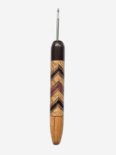 03.50mm Dark Roasted Maple + Ash / Walnut / Purpleheart / Wenge Chevron + Cherry Metal Crochet Hook (Item #128)