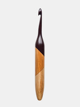 07.00mm Dark Roasted Maple + Canary + Maple Art Deco Crochet Hook (Item #210)