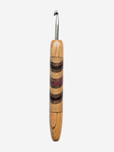 05.50mm Cherry + Ash / Walnut / Purpleheart / Wenge Chevron Metal Crochet Hook (Item #132)