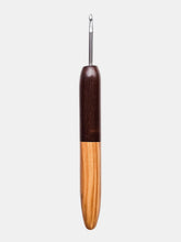 04.00mm Dark Roasted Maple + Olive Metal Crochet Hook (Item #133)