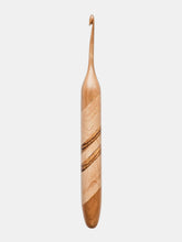 04.00mm Ambrosia Maple + Maple + Zebrawood Diagonal Stripes Crochet Hook (Item #235)