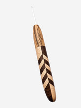 02.50mm Zebrawood + Dark Roasted Maple / Birdseye Maple Chevron Metal Crochet Hook (Item #197)