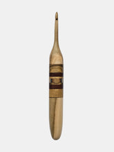 05.00mm Sapphire Olive Egger Crochet Hook (Item #181)