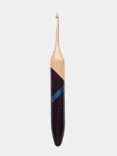 04.00mm Ayam Cemani Crochet Hook (Item #205)