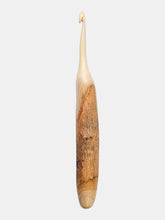 05.50mm Woodsy Crochet Hook (Item #242)